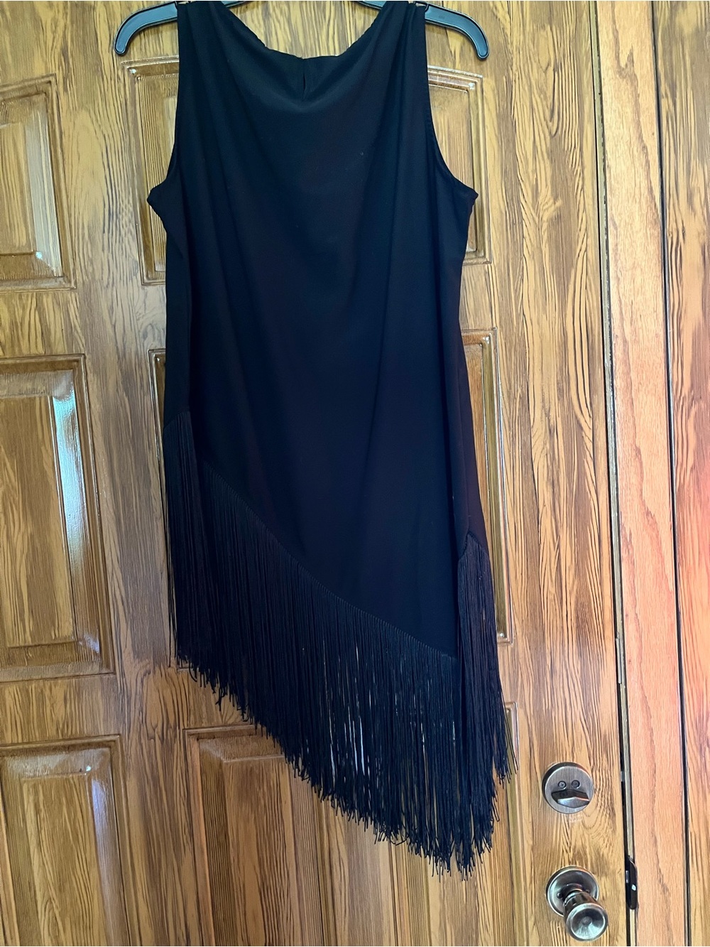 Black Fringe Asymmetric Sleeveless Tunic Top w/Fun Fringes at bottom. Sz L NEW - Picture 5 of 7